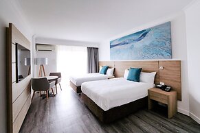 Novotel Cairns Oasis Resort