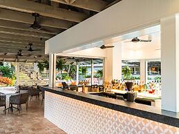 Novotel Cairns Oasis Resort