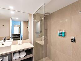 Novotel Cairns Oasis Resort