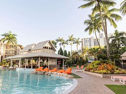 Novotel Cairns Oasis Resort