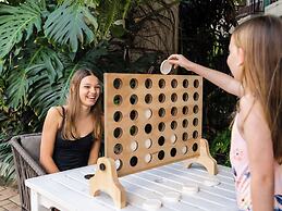 Novotel Cairns Oasis Resort