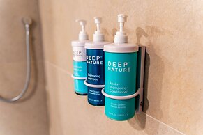 Novotel Cairns Oasis Resort