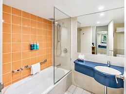 Novotel Cairns Oasis Resort