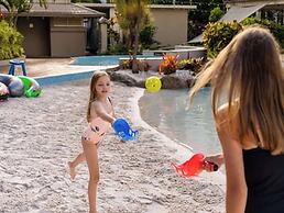 Novotel Cairns Oasis Resort