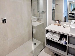 Novotel Cairns Oasis Resort