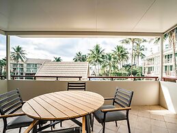 Novotel Cairns Oasis Resort