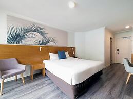 Novotel Cairns Oasis Resort