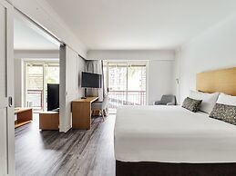 Novotel Cairns Oasis Resort