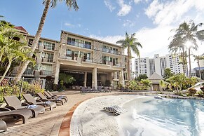 Novotel Cairns Oasis Resort