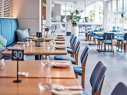 Novotel Cairns Oasis Resort