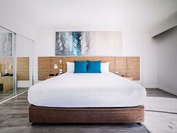 Novotel Cairns Oasis Resort