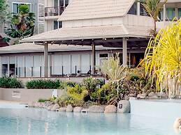 Novotel Cairns Oasis Resort