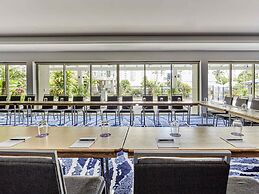 Novotel Cairns Oasis Resort