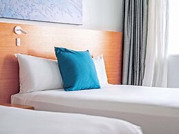 Novotel Cairns Oasis Resort