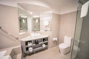 Novotel Cairns Oasis Resort