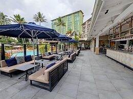 Novotel Cairns Oasis Resort