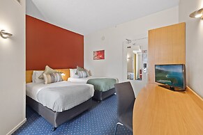 YEHS Hotel Melbourne CBD