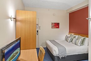 YEHS Hotel Melbourne CBD