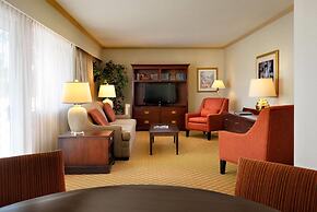 Royal Scot Hotel & Suites, Trademark Collection by Wyndham