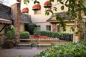 Royal Scot Hotel & Suites, Trademark Collection by Wyndham