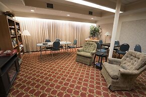 Royal Scot Hotel & Suites