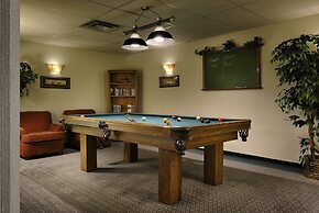 Royal Scot Hotel & Suites, Trademark Collection by Wyndham
