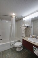 Ramada by Wyndham Nisku Edmonton Airport