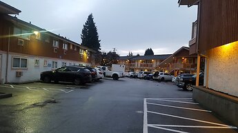 Econo Lodge Inn & Suites