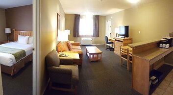 Econo Lodge Inn & Suites