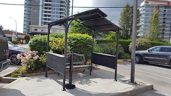 Econo Lodge Inn & Suites