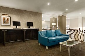 Days Inn & Suites by Wyndham Brandon