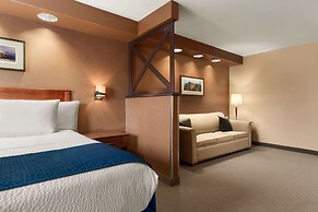 Days Inn & Suites by Wyndham Brandon