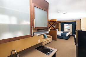 Days Inn & Suites by Wyndham Brandon
