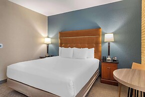 Drury Inn & Suites Atlanta Airport