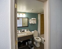 Sleep Inn Near Outlets