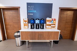 Holiday Inn Express Hotel & Suites Goshen by IHG