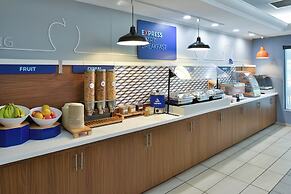 Holiday Inn Express Lewisburg/New Columbia by IHG