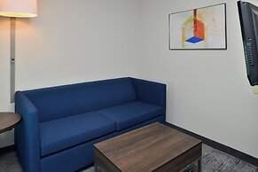 Holiday Inn Express Lewisburg/New Columbia by IHG