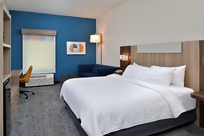 Holiday Inn Express Lewisburg/New Columbia by IHG