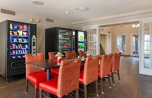 Extended Stay America Suites Kansas City Airport Tiffany Spr