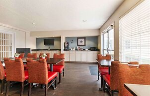 Extended Stay America Suites Kansas City Airport Tiffany Spr