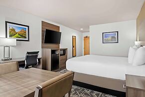 Best Western Plus Caldwell Inn & Suites