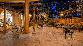 Best Western Plus Caldwell Inn & Suites