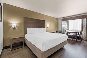 Best Western Plus Caldwell Inn & Suites