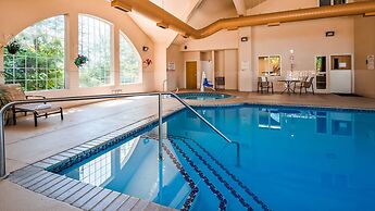 Best Western Plus Caldwell Inn & Suites