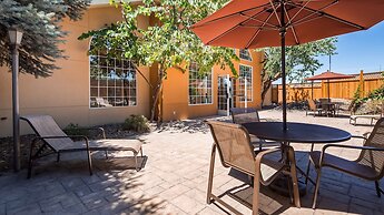 Best Western Plus Caldwell Inn & Suites