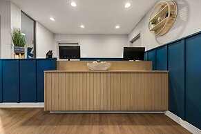 Sonesta Simply Suites Irvine East Foothill