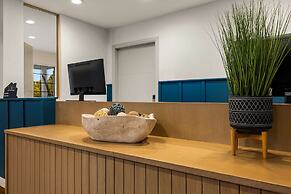 Sonesta Simply Suites Irvine East Foothill