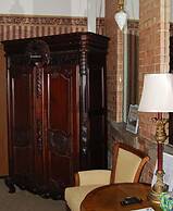 Hines Mansion
