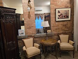 Hines Mansion